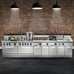 Elektro Bratplatte - 5,7 KW - Gerillt -Küchenwelt Geschaft Lorrenzo 900 front 5680 11